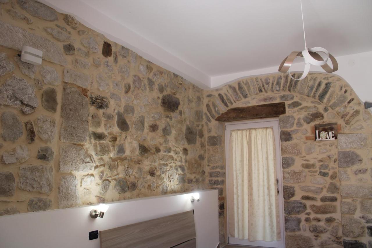 مبيت وإفطار Fornelli Borgo Sole Luna المظهر الخارجي الصورة